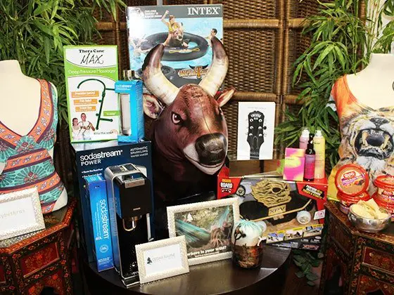 Win a Summer Trends Gift Bag from Backstage Creations