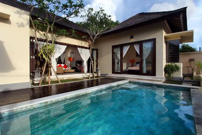 Win a Tropical Island Holiday For 4 People!