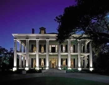 Win a Weekend in NATCHEZ