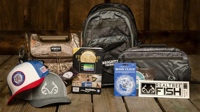 Wired 2 Fish Realtree Fishing Package Giveaway – Win A $200 Fishing Package