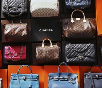 Yoogis Closet 10th Anniversary Giveaway